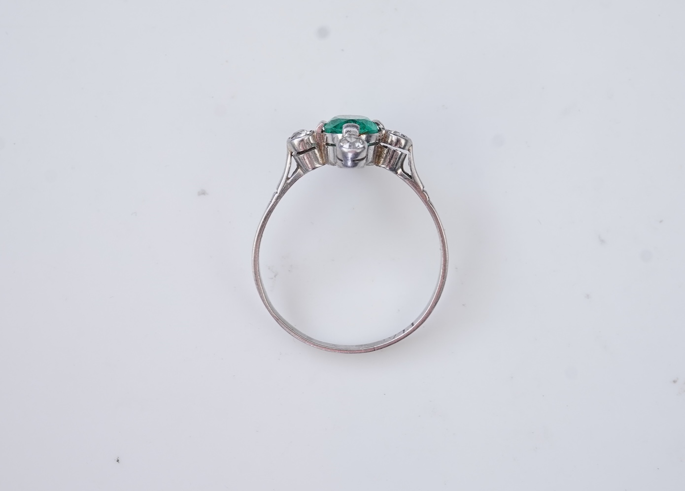 An Art Deco emerald and diamond ring, first half 20th century